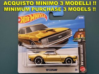 Hot Wheels '67 Camaro oro