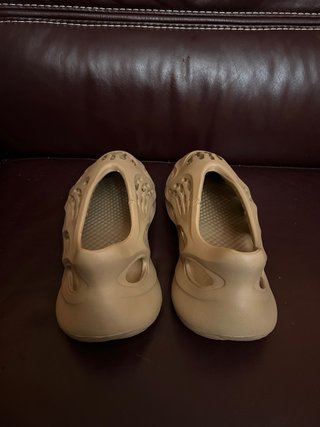 Yeezy Foam Runner Ochre/Clay Talla 47 NUEVAS