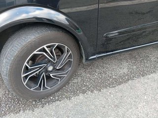 MERCEDES viano