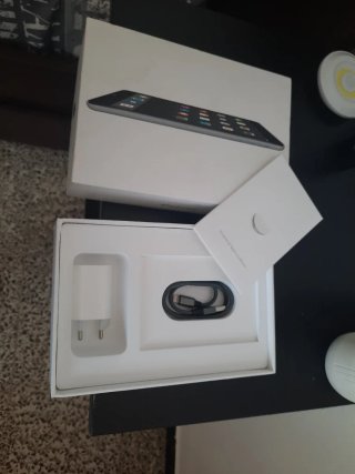 Apple iPad Mini 2