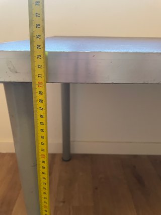 Mesa de escritorio y silla plegable