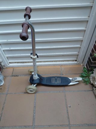 Patinete infantil 3 ruedas con luces