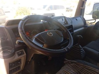 NISSAN cabstar