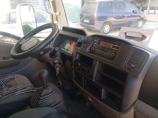 NISSAN cabstar