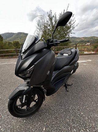 Yamaha XMAX 300 Negra