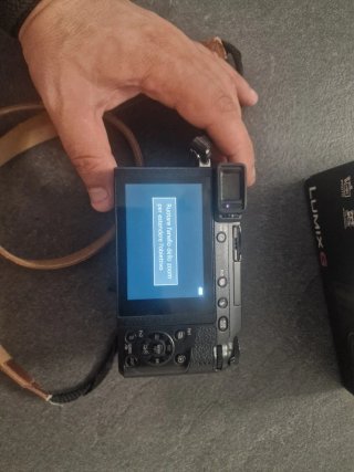 Panasonic GX80 + 5 batterie + obiettivo 12-32.
