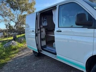 VOLKSWAGEN transporter