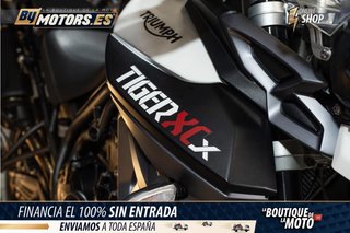 TRIUMPH TIGER 800 XCX * TOPCASE * CUPULA*
