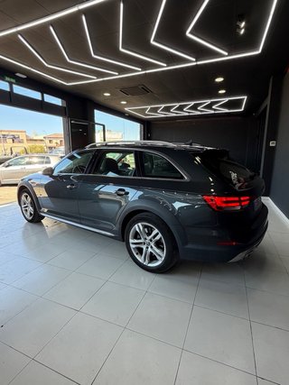 Audi A4 Allroad 2016