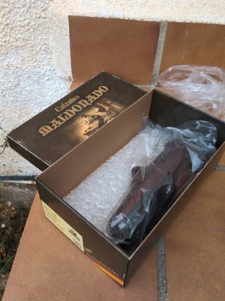 Zapato mocasin hecho a mano