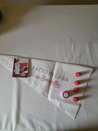 Schiaccianoci IKEA + Infusori Tè VÅGRÄT + regalo