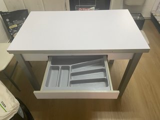 Mesa de cocina alargable