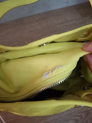 Bolso desigual amarillo