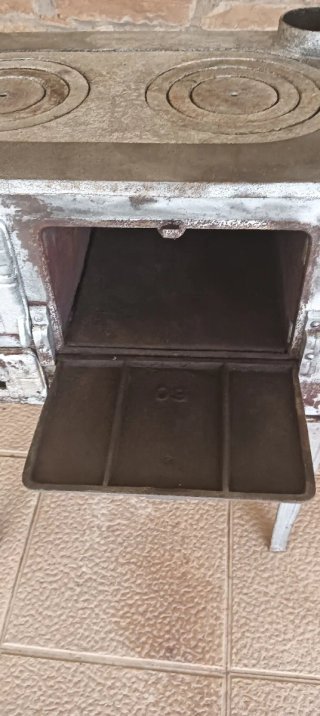 Cocina de leña antigua