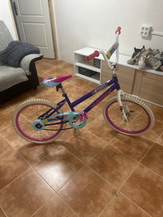 Bicicleta  Morada Niña