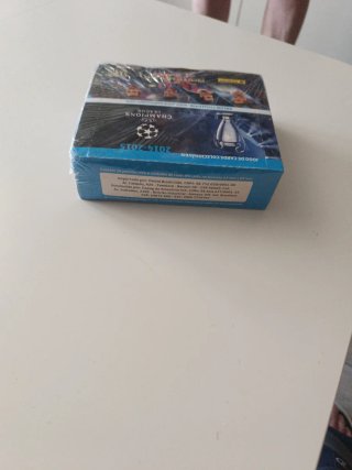 Caja Cromos Panini Adrenalyn XL Champions 14-15