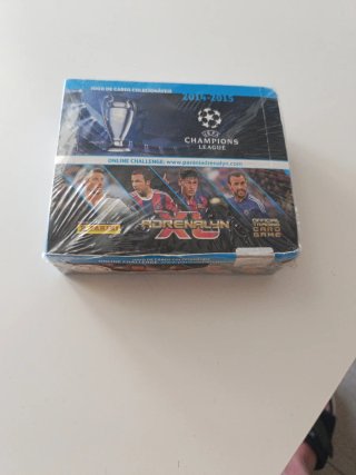 Caja Cromos Panini Adrenalyn XL Champions 14-15