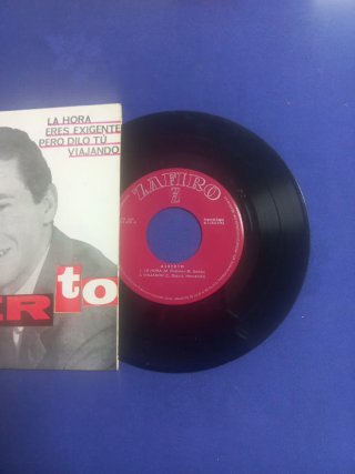 Disco Alberto - La Hora / Viajando