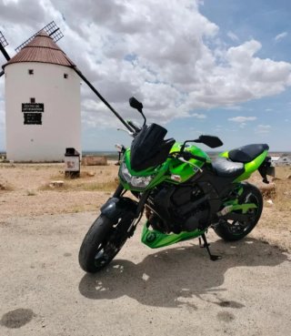 Kawasaki Z750 Naked Verde/Negra