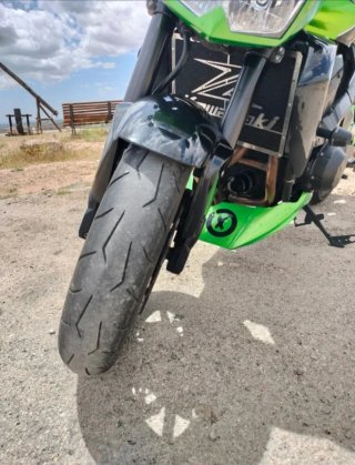 Kawasaki Z750 Naked Verde/Negra