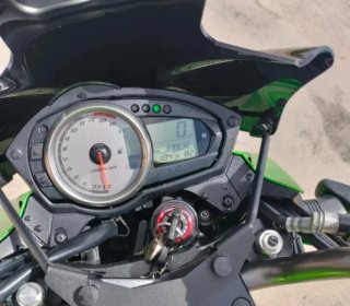 Kawasaki Z750 Naked Verde/Negra