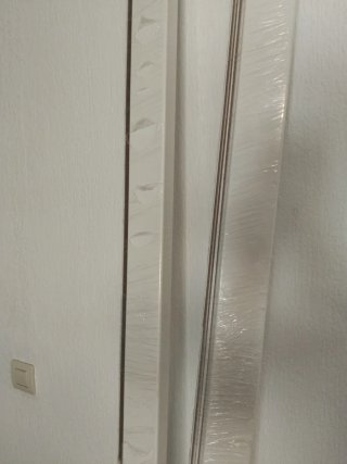 Tapajuntas puertas blancas nuevos.