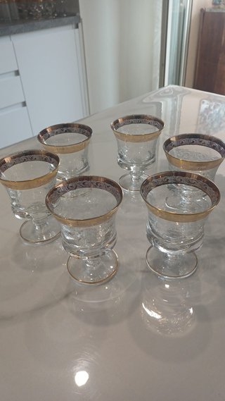 Servizio 6 bicchieri con bordo oro
