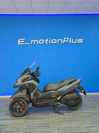 Yamaha Tricity 300 2023 Gris 17.000 km