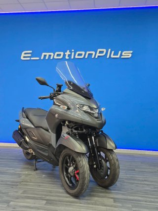 Yamaha Tricity 300 2023 Gris 17.000 km