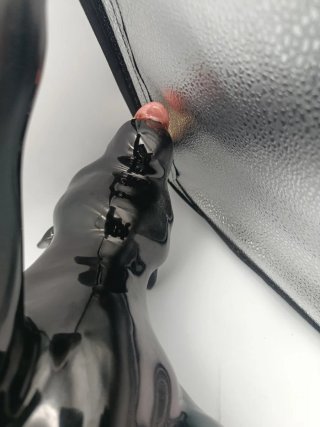 FIGURA DE PANTERA EN CERÁMICA ESMALTADA