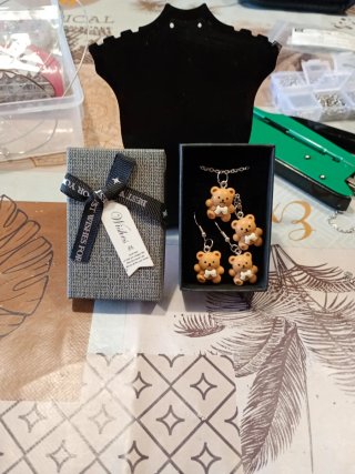 Set collana e orecchini orsetto