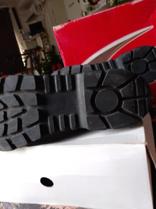 Zapatos seguridad Cofra T.50, a estrenar