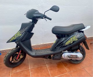 Yamaha Jog R Antigua Negra