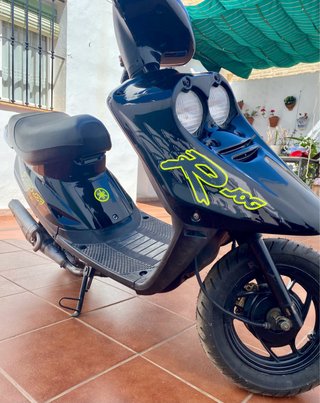 Yamaha Jog R Antigua Negra