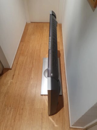 Televisor Itachi 44 pulgadas Plateado