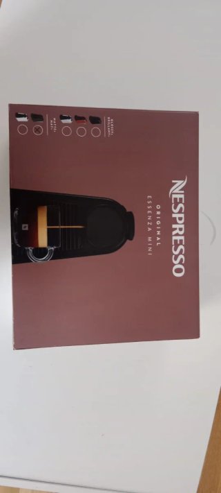 Cafetera Nespresso Essenza Mini Negra