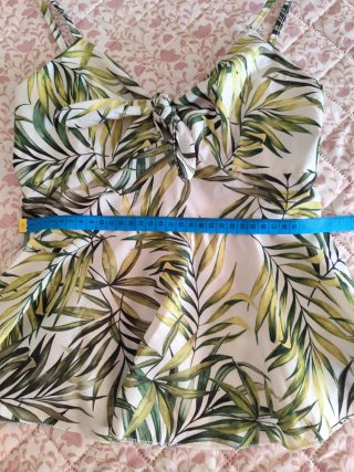 Camiseta tropical