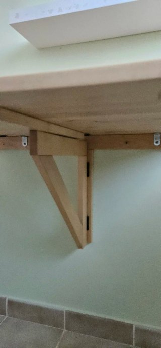 Escritorio plegable de madera. Dispongo de 2.