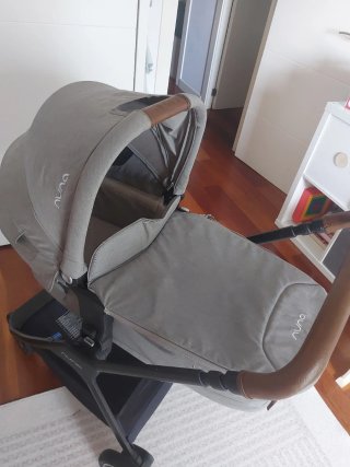 Carrito Bebé Nuna Triv Next Gris 3 Piezas