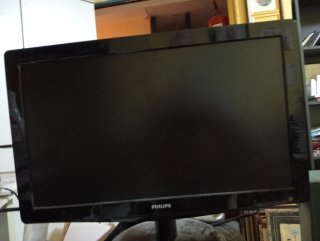 Monitor Philips pantalla 49x25cm Negro base girabl
