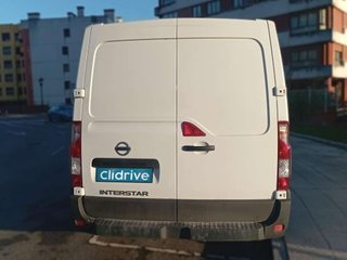 NISSAN interstar