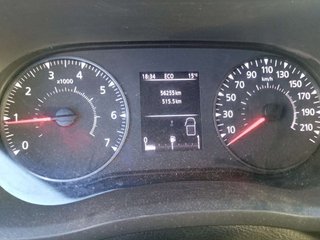 NISSAN interstar