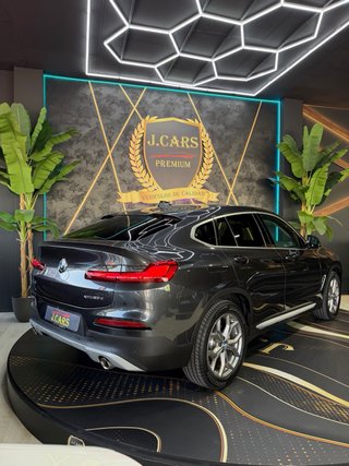 BMW X4 ( X-LINE )