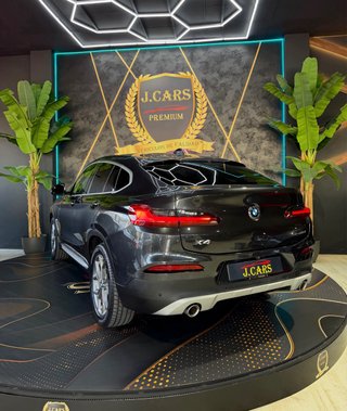 BMW X4 ( X-LINE )