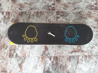 Skate Decathlon OXELO Skate 120 - Buen estado