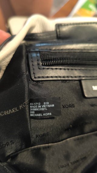 Mochila Michael Kors Beacon Blanca y Negra