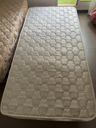 Colchón individual tela 1,90 x 90 + somier