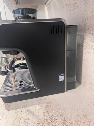 Cafetera DeLonghi La Specialista Acero