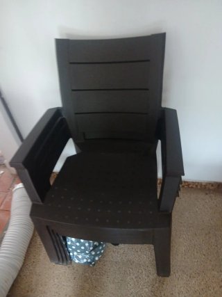 Sedie da giardino in plastica marroni