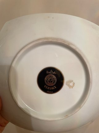 Plato Versace Medusa Negro Rojo Dorado